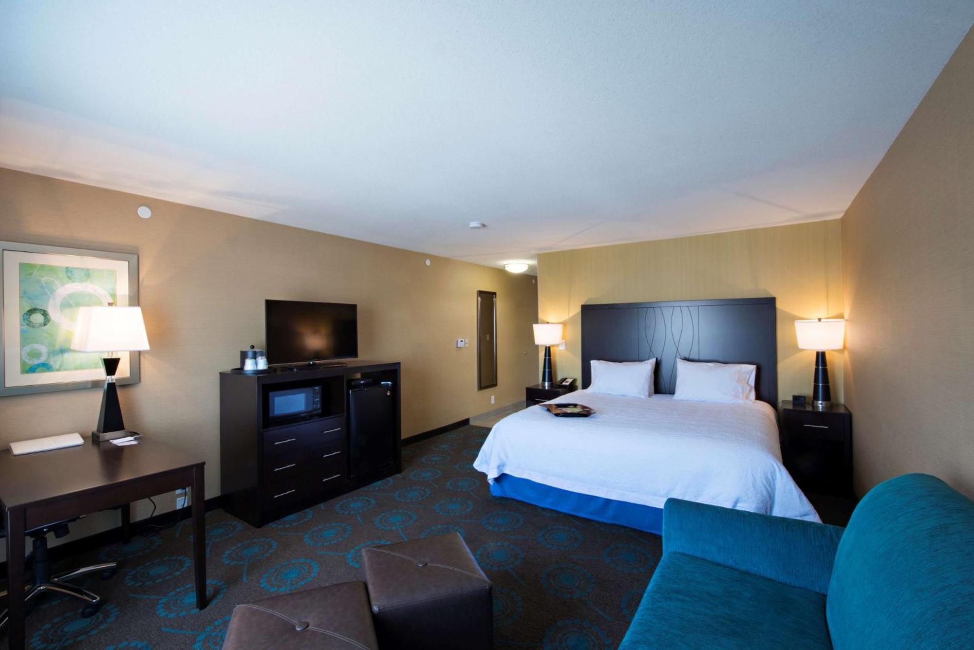 Hampton Inn Saskatoon South Экстерьер фото